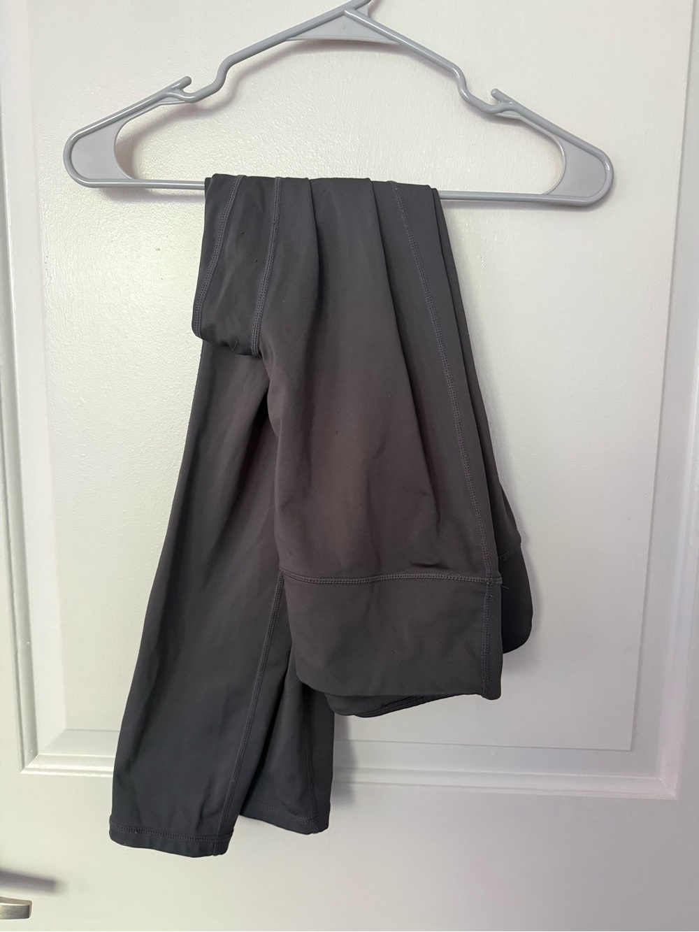 Fabletics dark grey leggings